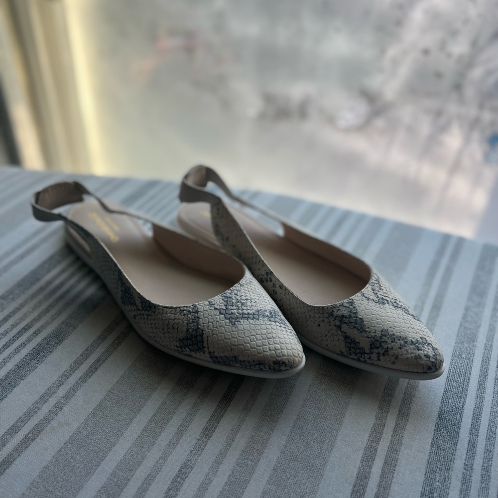 Cole Haan White and Gray Snakeskin-Print Slingback Flats